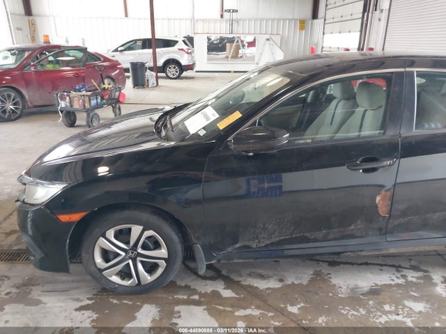 Продажа на аукционе авто 2016 Honda Civic Lx, vin: 19XFC2F52GE036922, номер лота: 44590888
