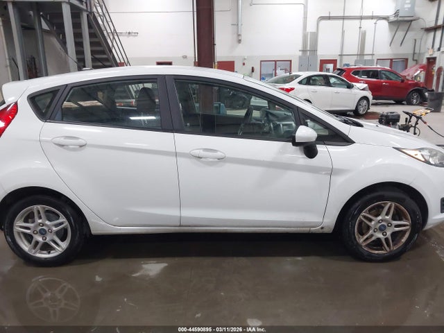Ford FIESTA SE 2019 3FADP4EJ8KM156122 Image 14