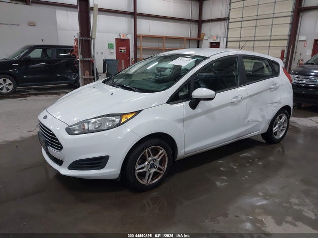 Ford FIESTA SE 2019 3FADP4EJ8KM156122 Image 2