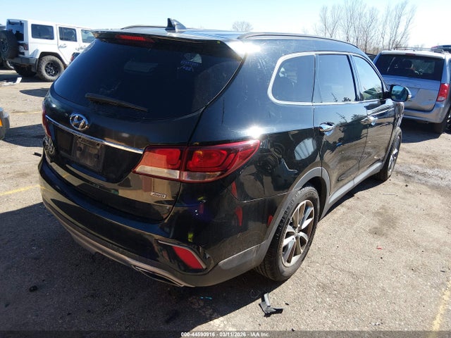2017 Hyundai Santa Fe Se მანქანა იყიდება აუქციონზე, vin: KM8SNDHF4HU230375, აუქციონის ნომერი: 44590916