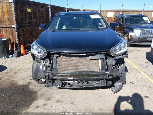 2017 Hyundai Santa Fe Se მანქანა იყიდება აუქციონზე, vin: KM8SNDHF4HU230375, აუქციონის ნომერი: 44590916