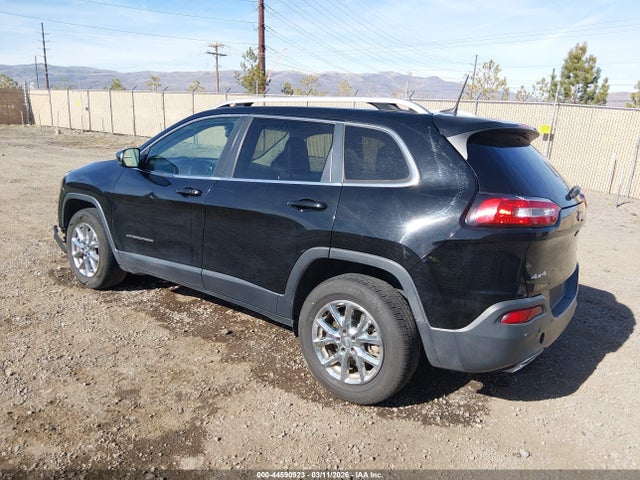 1C4PJMLX8JD604143 Jeep Cherokee Latitude Plus 4x4