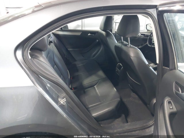 44590982 :رقم المزاد ، 3VWDB7AJ5HM202561 vin ، 2017 Volkswagen Jetta 1.4t Se مزاد بيع