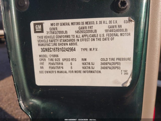 2001 CHEVROLET SUBURBAN 1500 3GNEC16T81G242964 Photo 8