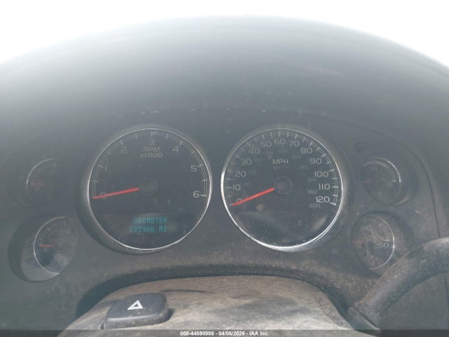44590988 :رقم المزاد ، 1GKS1CE05BR284566 vin ، 2011 Gmc Yukon Slt مزاد بيع