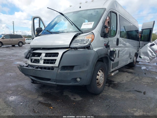 2015 Ram Promaster 2500 Window Van High Roof მანქანა იყიდება აუქციონზე, vin: 3C6TRVPG3FE512734, აუქციონის ნომერი: 44590990