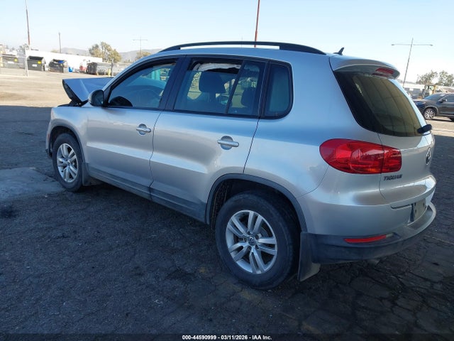 WVGBV7AX2GW016525 Volkswagen TIGUAN S