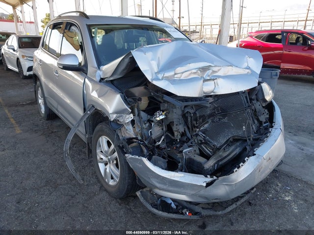 WVGBV7AX2GW016525 Volkswagen TIGUAN S
