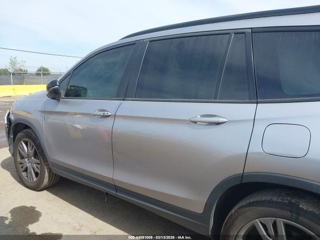 5FNYF6H31NB017384 Honda Pilot Awd Sport