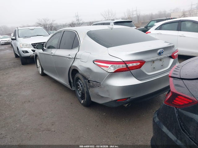 2019 TOYOTA CAMRY HYBRID 4T1B21HK1KU513408 Photo 2