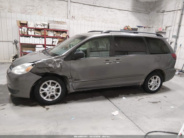 44591051 :رقم المزاد ، 5TDBA23C95S039861 vin ، 2005 Toyota Sienna Le مزاد بيع