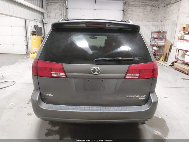 44591051 :رقم المزاد ، 5TDBA23C95S039861 vin ، 2005 Toyota Sienna Le مزاد بيع