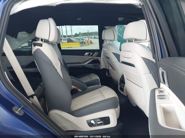 Продаж на аукціоні авто 2024 Bmw X7 M60i, vin: 5UX33EM05R9V05616, номер лоту: 44591054