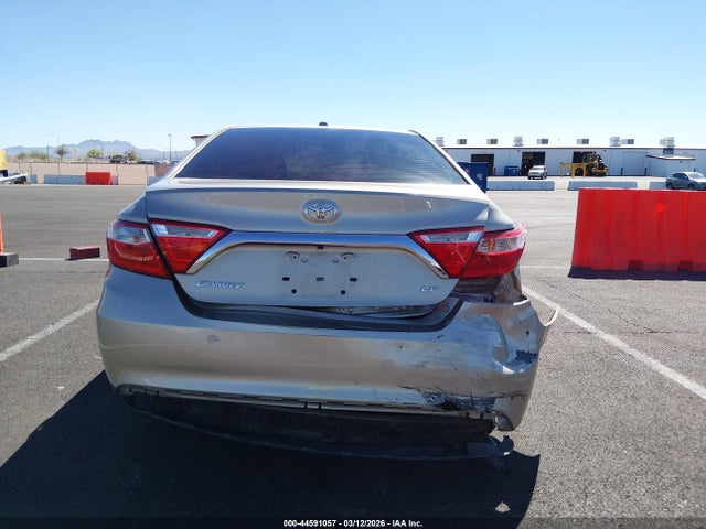 Toyota CAMRY LE 2015 4T4BF1FK8FR476960 Image 16