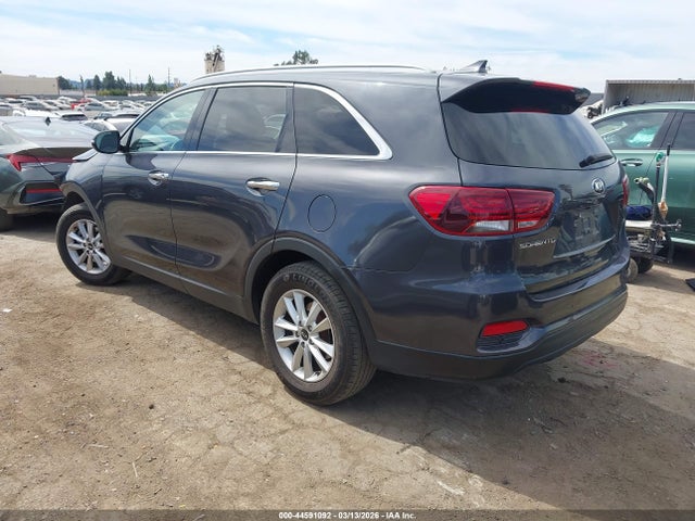 2019 KIA SORENTO 5XYPG4A30KG452358 Photo 2