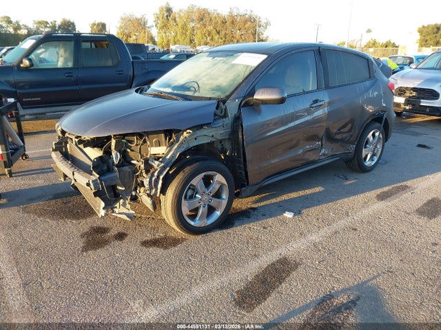 3CZRU5H32KG704040 Honda HR-V LX