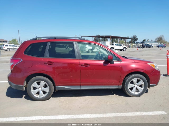 Subaru Forester 2.5i Premium 2015 JF2SJADCXFH582040 Image 13