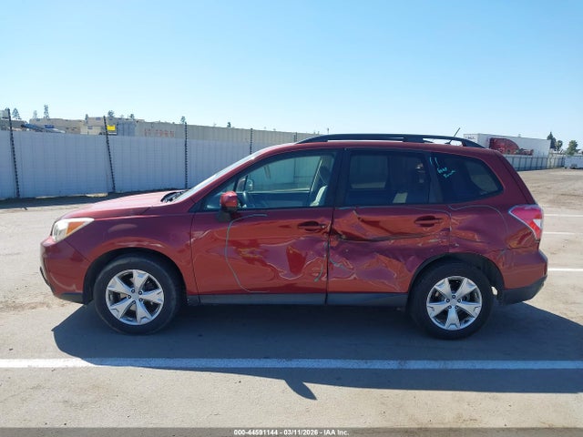 Subaru Forester 2.5i Premium 2015 JF2SJADCXFH582040 Image 14