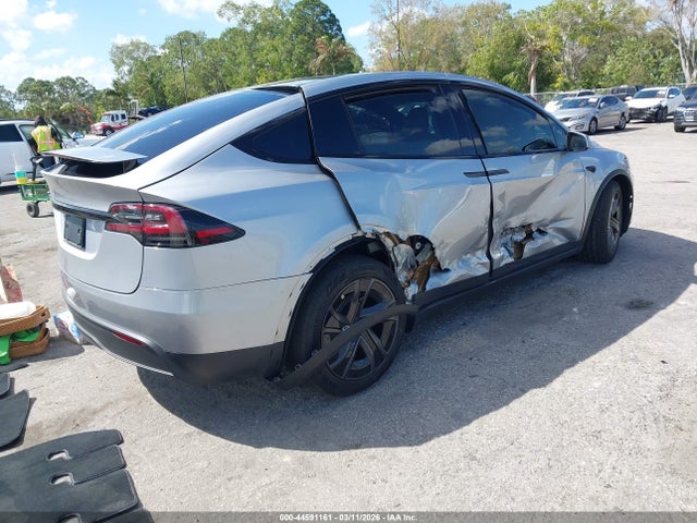 2026 TESLA MODEL X 7SAXCDE59TF479755 Photo 3