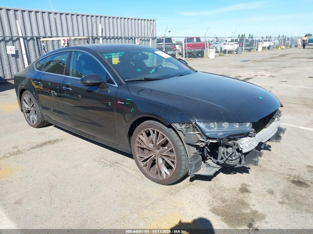 2016 AUDI A7 WAUWGAFC9GN040004 Photo 0