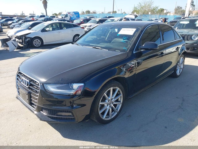 2015 AUDI A4 WAUBFAFL5FN000826 Photo 1