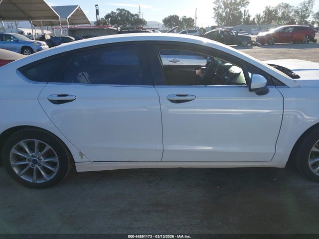 Ford Fusion Hybrid Se 2017 3FA6P0LU8HR250138 Image 14
