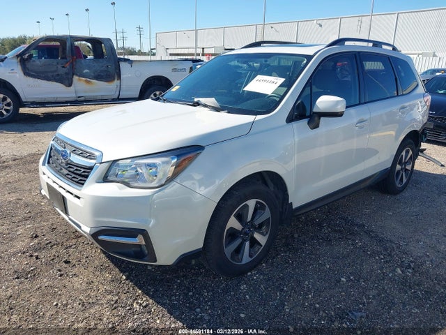 Продаж на аукціоні авто 2017 Subaru Forester 2.5i Premium, vin: JF2SJAGC0HH570543, номер лоту: 44591184