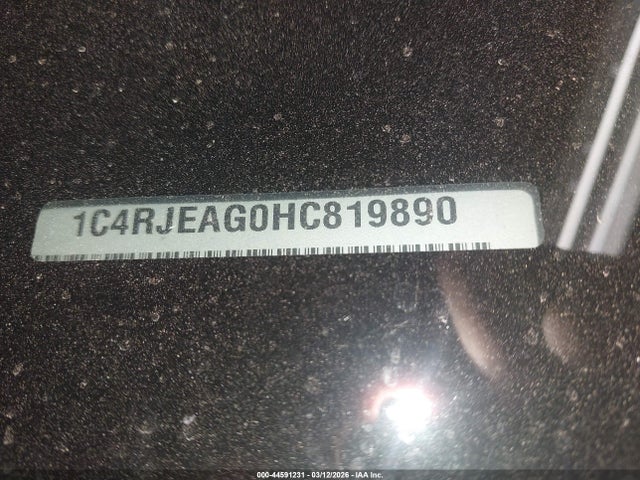 2017 JEEP GRAND CHEROKEE 1C4RJEAG0HC819890 Photo 8