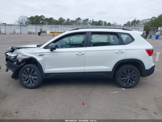 2024 Volkswagen Taos 1.5t S მანქანა იყიდება აუქციონზე, vin: 3VV5X7B29RM077387, აუქციონის ნომერი: 44591247