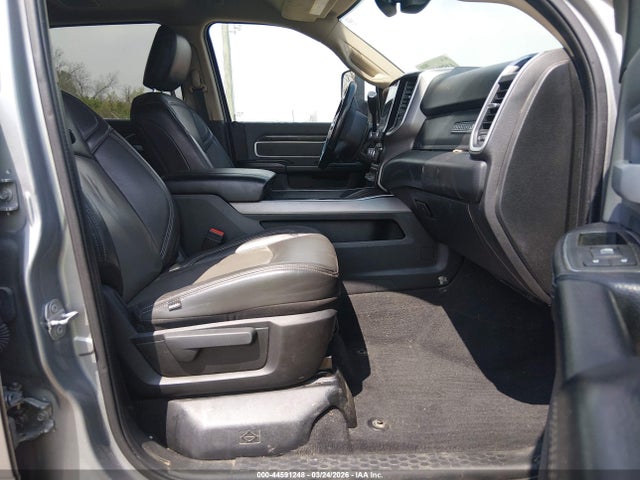44591248 :رقم المزاد ، 3C63RRLL8LG177108 vin ، 2020 Ram 3500 Big Horn  4x4 6'4 Box مزاد بيع