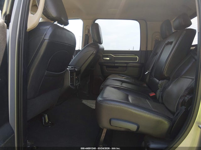 44591248 :رقم المزاد ، 3C63RRLL8LG177108 vin ، 2020 Ram 3500 Big Horn  4x4 6'4 Box مزاد بيع