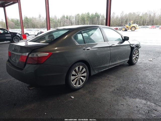 44591268 :رقم المزاد ، 1HGCR2F79DA102093 vin ، 2013 Honda Accord Ex مزاد بيع