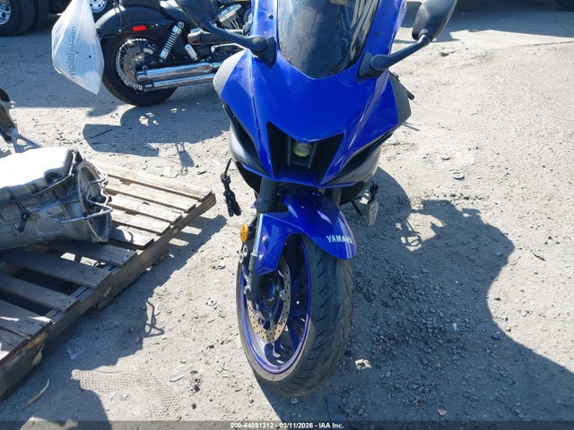 Yamaha Yzfr7 2024 JYARM38Y1RA002902 Image 5