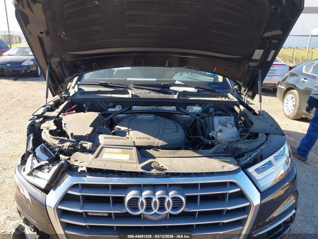 Продаж на аукціоні авто 2018 Audi Q5 2.0t Premium/2.0t Tech Premium, vin: WA1CNBFY4J2236089, номер лоту: 44591329