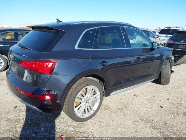 Продаж на аукціоні авто 2018 Audi Q5 2.0t Premium/2.0t Tech Premium, vin: WA1CNBFY4J2236089, номер лоту: 44591329