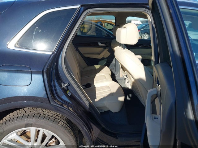 Продаж на аукціоні авто 2018 Audi Q5 2.0t Premium/2.0t Tech Premium, vin: WA1CNBFY4J2236089, номер лоту: 44591329