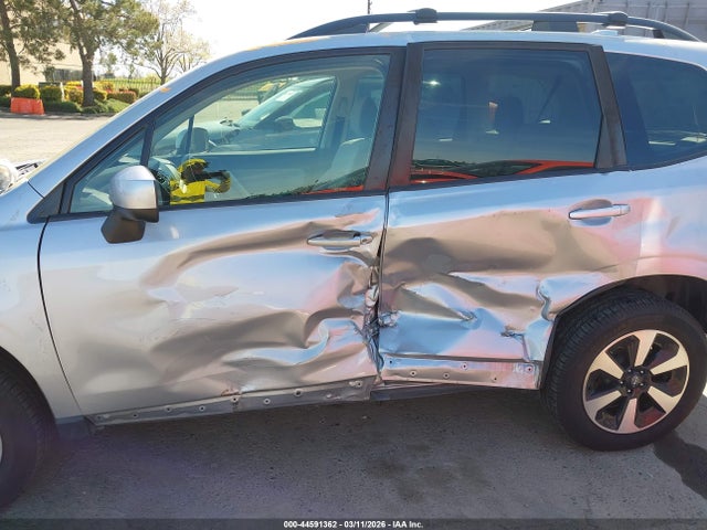 2018 SUBARU FORESTER JF2SJAGCXJH514454 Photo 5