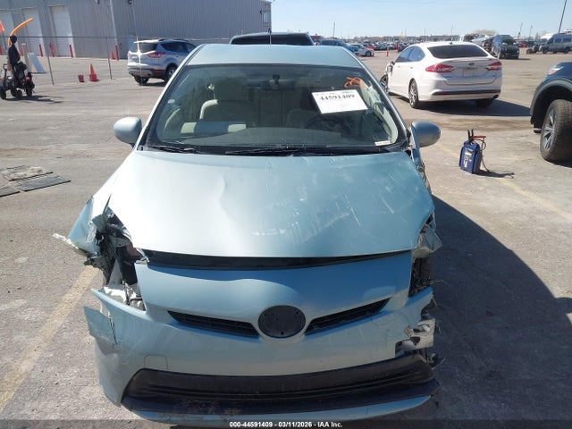 JTDKN3DU2F1970122 Toyota Prius Two
