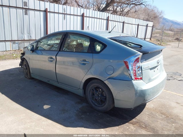JTDKN3DU2F1970122 Toyota Prius Two