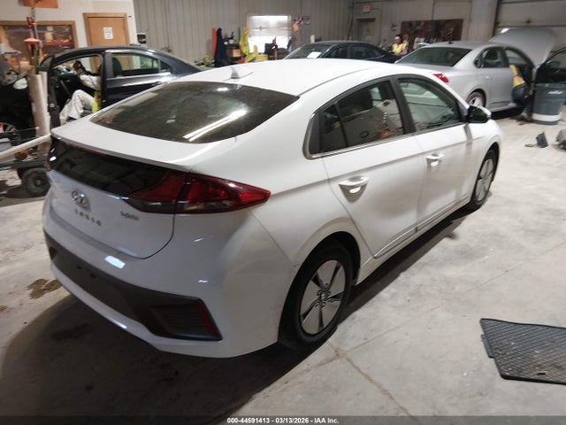 2022 HYUNDAI IONIQ HYBRID KMHC75LC1NU274167 Photo 3