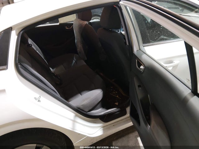 2022 HYUNDAI IONIQ HYBRID KMHC75LC1NU274167 Photo 7