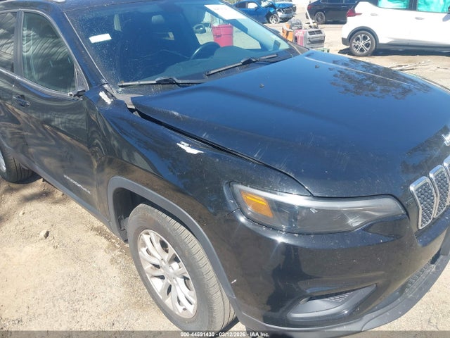 2019 Jeep Cherokee Latitude 4x4 მანქანა იყიდება აუქციონზე, vin: 1C4PJMCB1KD372443, აუქციონის ნომერი: 44591430