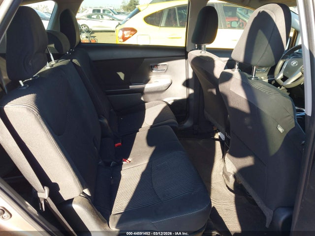JTDZN3EU4GJ042746 Toyota Prius V Two