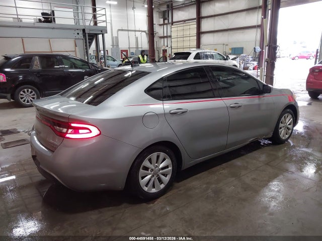2015 DODGE DART 1C3CDFDH3FD307155 Photo 3