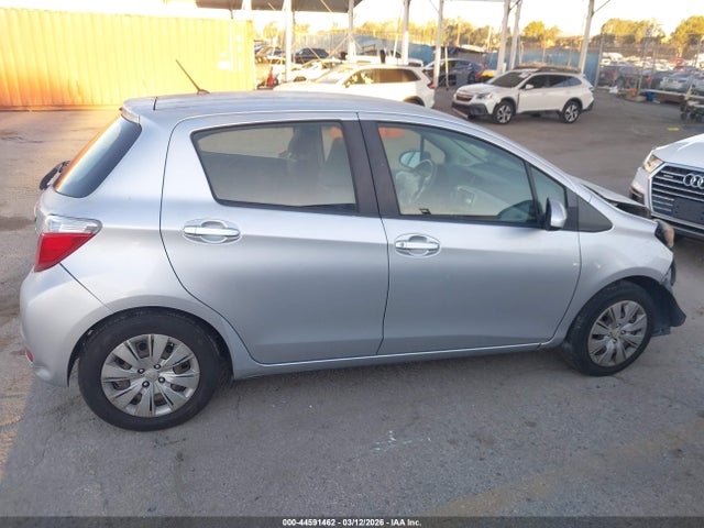 JTDKTUD33ED574927 Toyota Yaris Le (tmc/cbu Plant)