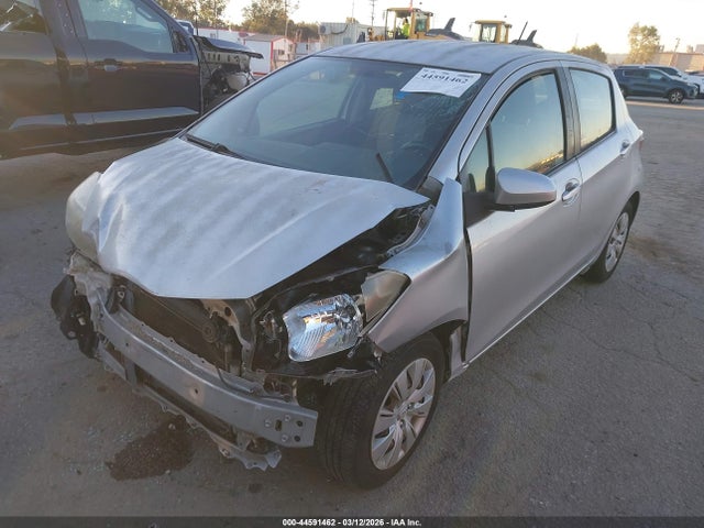 JTDKTUD33ED574927 Toyota Yaris Le (tmc/cbu Plant)