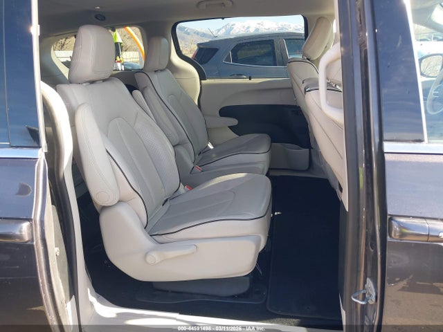 Продаж на аукціоні авто 2018 Chrysler Pacifica Hybrid Limited, vin: 2C4RC1N78JR164288, номер лоту: 44591498