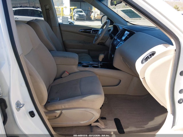5N1AR2MN2FC626809 Nissan Pathfinder S