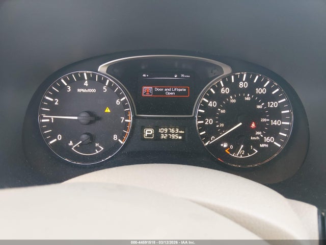 5N1AR2MN2FC626809 Nissan Pathfinder S
