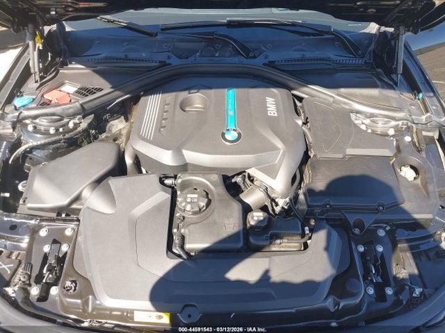 44591543 :رقم المزاد ، WBA8E1C57JA167644 vin ، 2018 Bmw 330e Iperformance مزاد بيع
